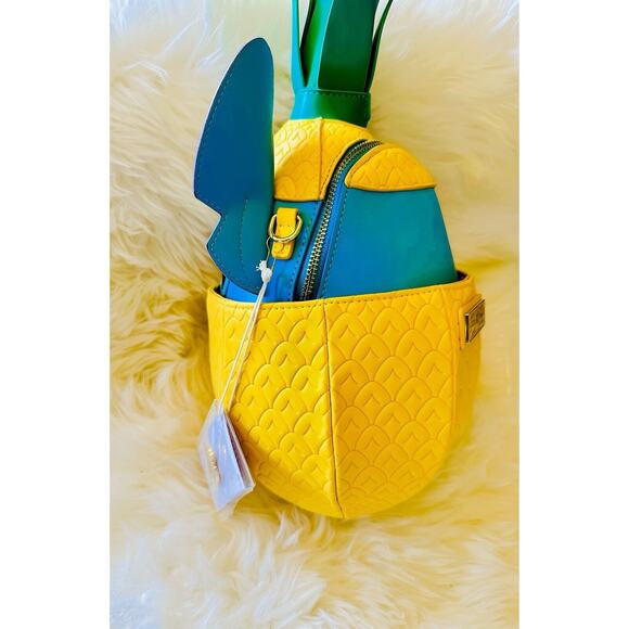 *NEW* Stitch Shoppe By Loungefly Lilo & Stitch Figural Pineapple Crossbody & Pin - Picture 6 of 8